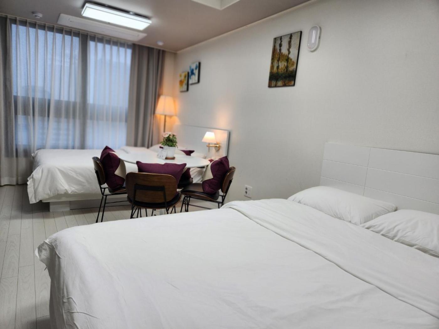 Daegu Star B&B Dsr Hotel Lily Eksteriør billede
